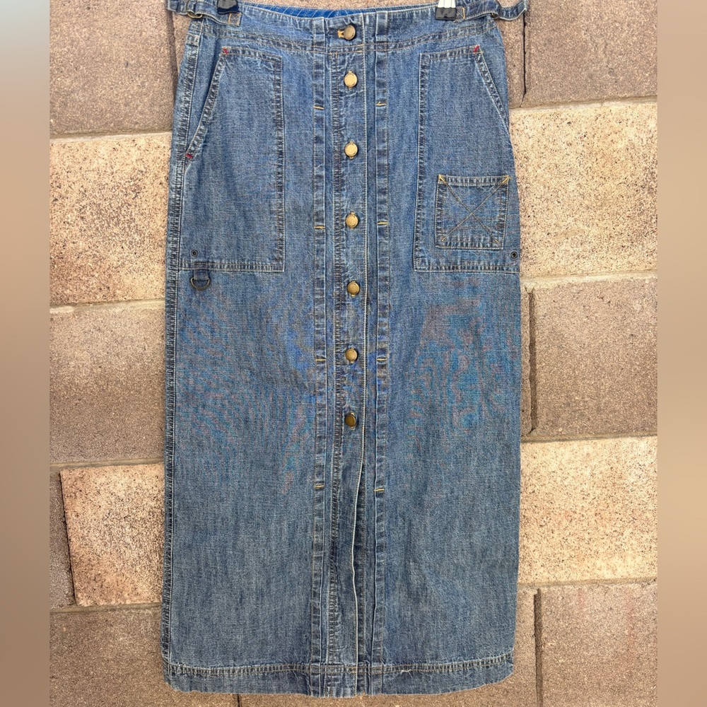 Ralph Lauren denim skirt with buttons in the front